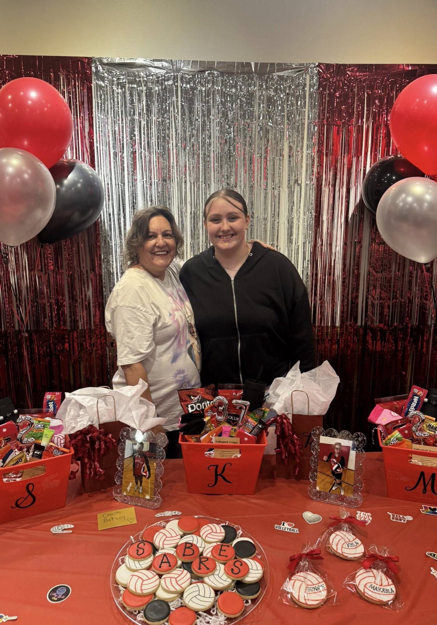 558298693_1224475103032688_3792192831869630206_n